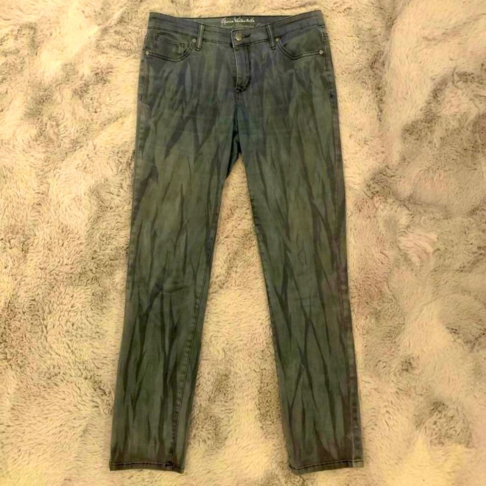 GLORIA VANDERBILT STYLISH JEANS